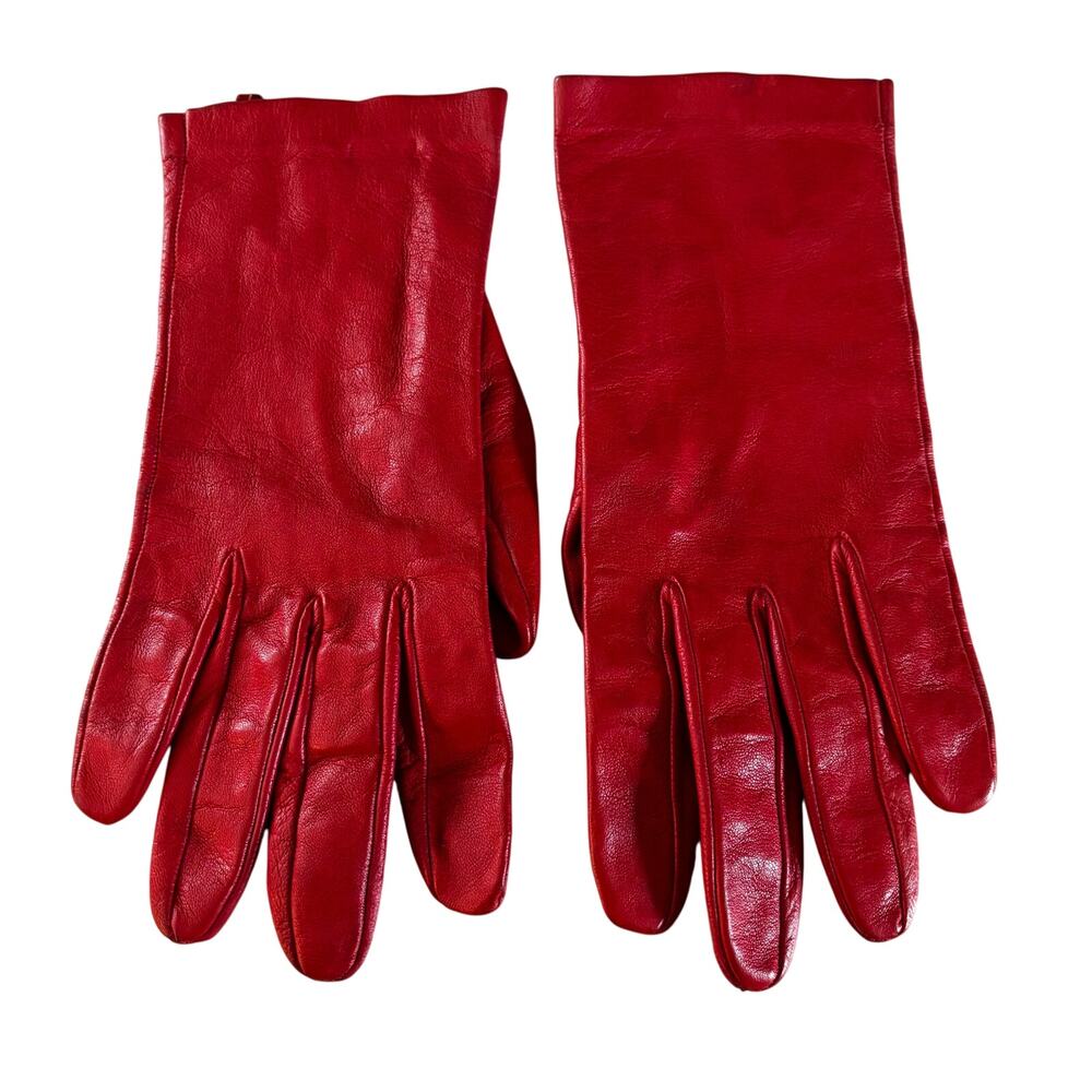 Vintage mid century coral red leather ladies driving gloves buttery soft